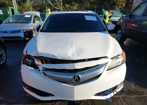 2014 Acura Ilx 2.0L z USA, uszkodzony, nr VIN 19VDE1F3XEE012626
